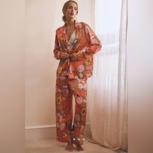 Karen Mabon NWT | Satin Long Sleeve Floral Pajama Set Coral | S